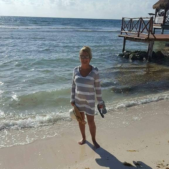 Poshmark profile picture for @marya